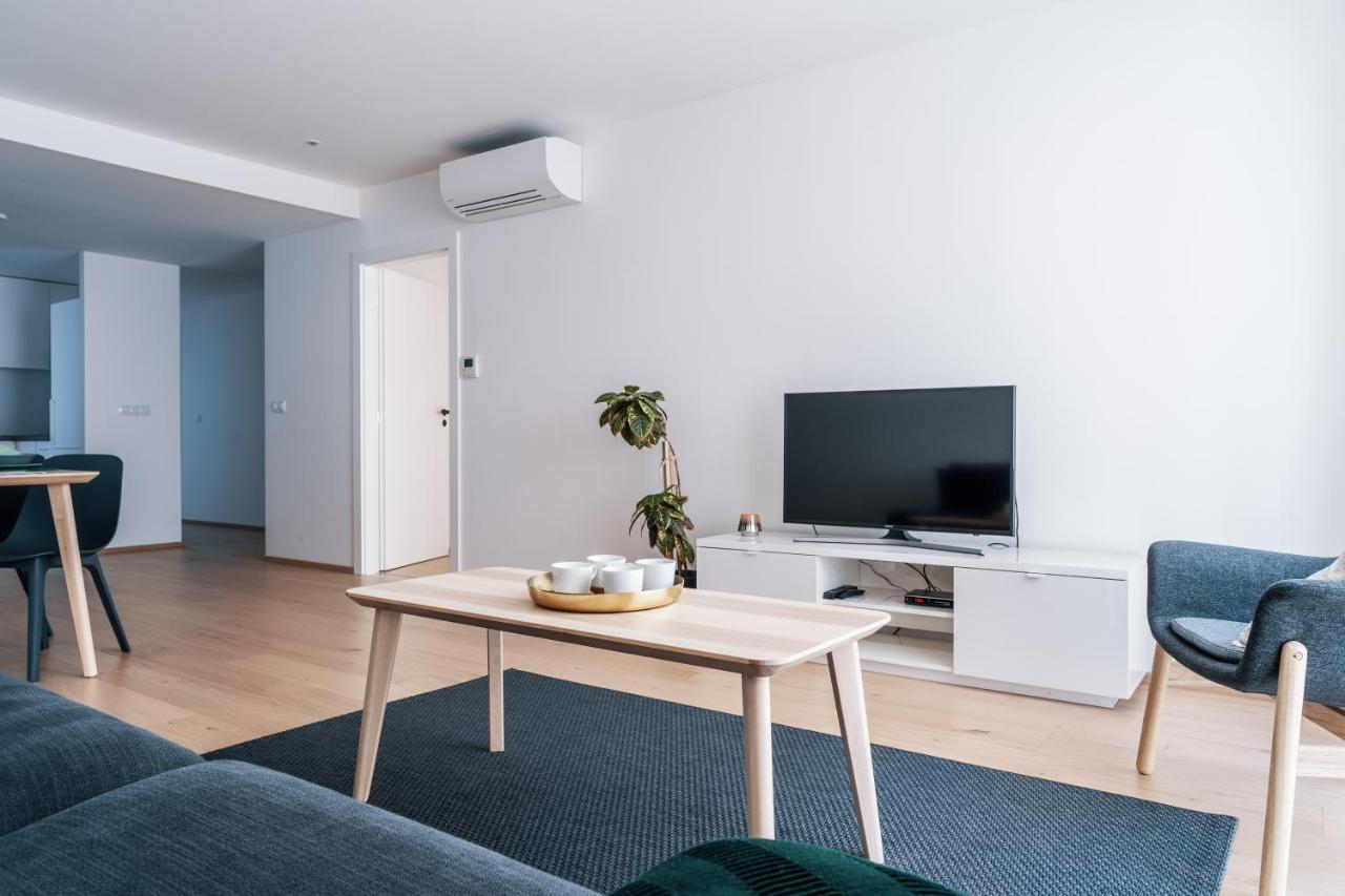 Smart & Green Living By Ambiente บราติสลาวา ภายนอก รูปภาพ