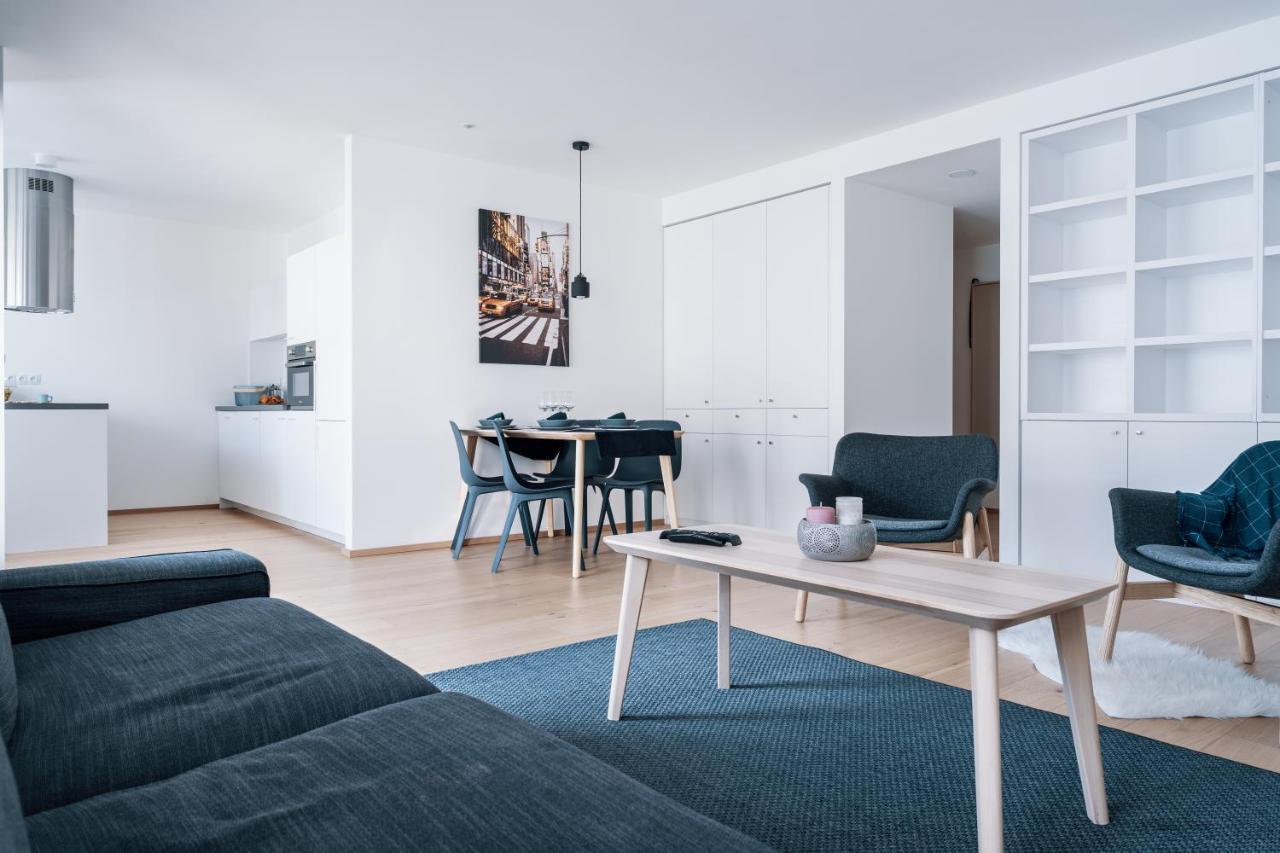 Smart & Green Living By Ambiente บราติสลาวา ภายนอก รูปภาพ